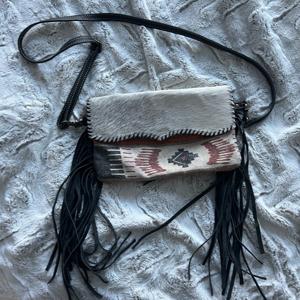 western crossbody purse with fringe